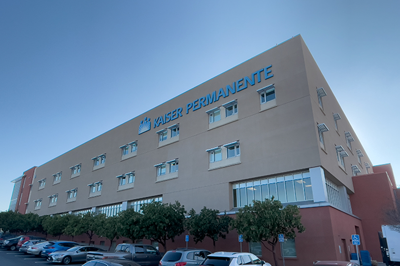 4-story acute care hospital expansion elevation view