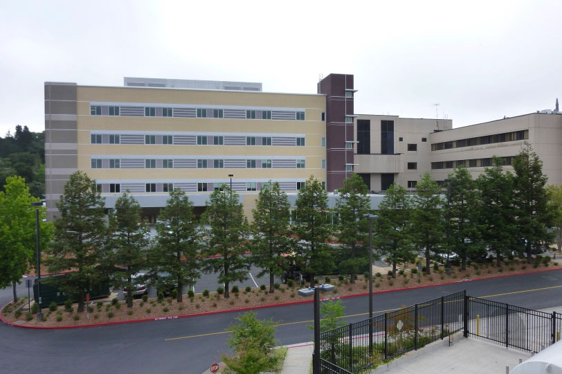 4-story hospital expansion exterior elevation view